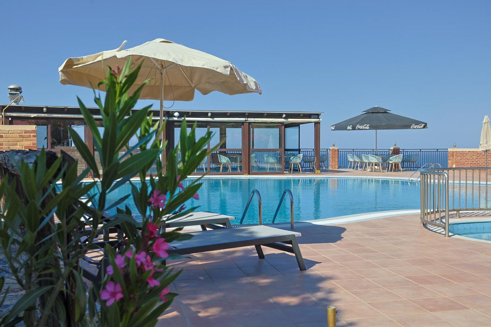 Aparthotel Driades Luxury Hersonissos (Crete)